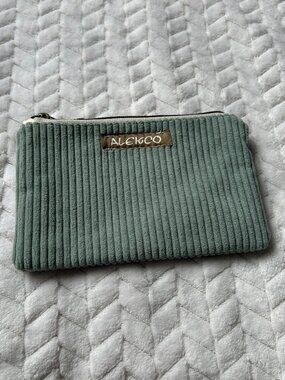 Pochette cotele Bleu pale /Alekco